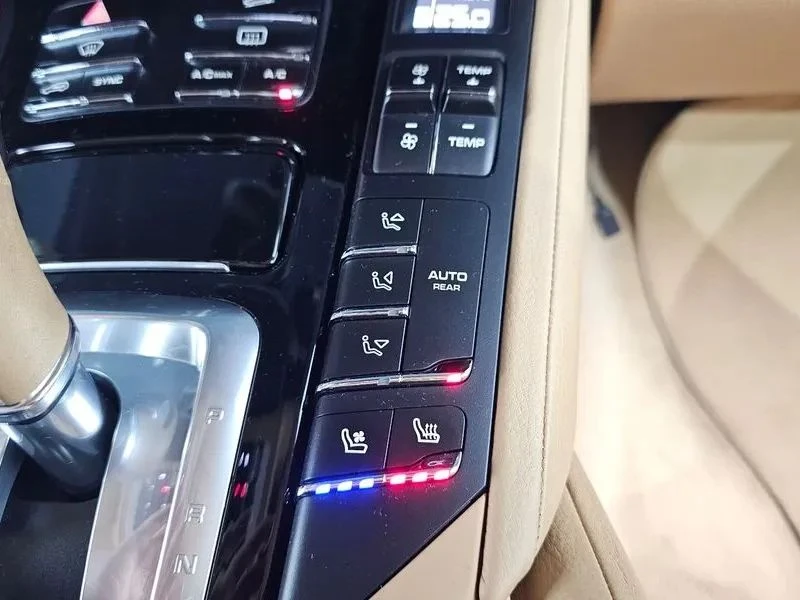Porsche Cayenne, снимка 17 - Автомобили и джипове - 56727707