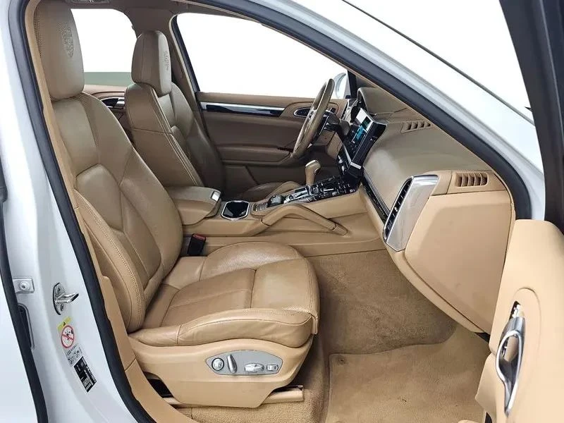 Porsche Cayenne, снимка 11 - Автомобили и джипове - 56727707