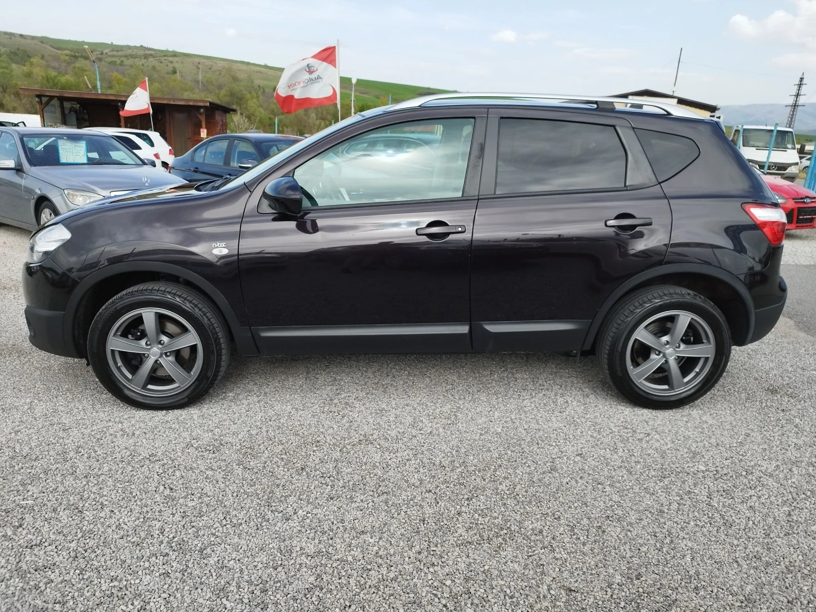 Nissan Qashqai 1.6dcI 4X4 131кс - изображение 2