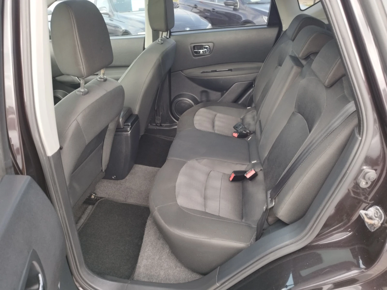 Nissan Qashqai 1.6dcI 4X4 131кс - изображение 10