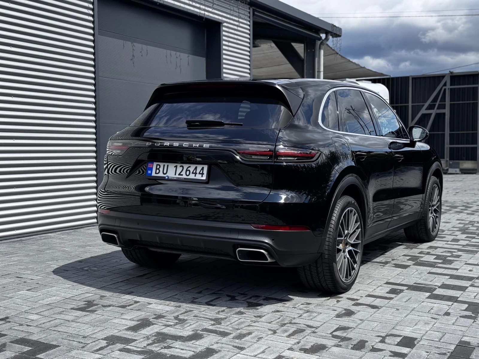 Porsche Cayenne  - изображение 6