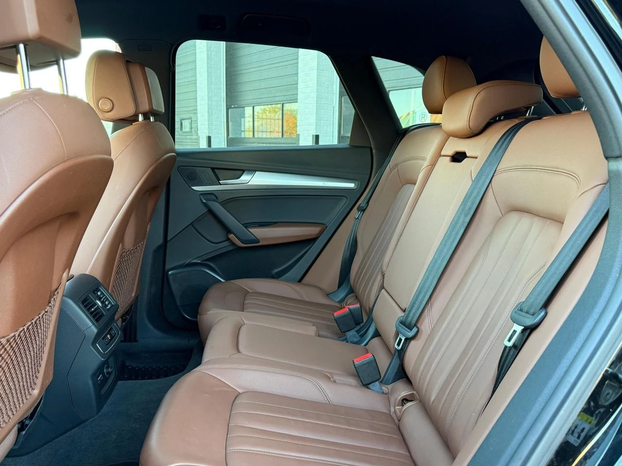 Audi Q5 KOMFORT * CARFAX *    | Mobile.bg   7