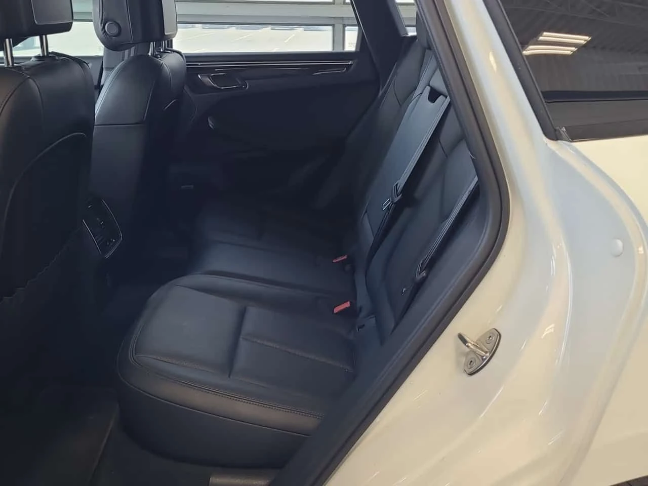 Porsche Macan S/CARFAX/Подгрев/Обдух/2 Ключа/Панорама, снимка 11 - Автомобили и джипове - 54403511