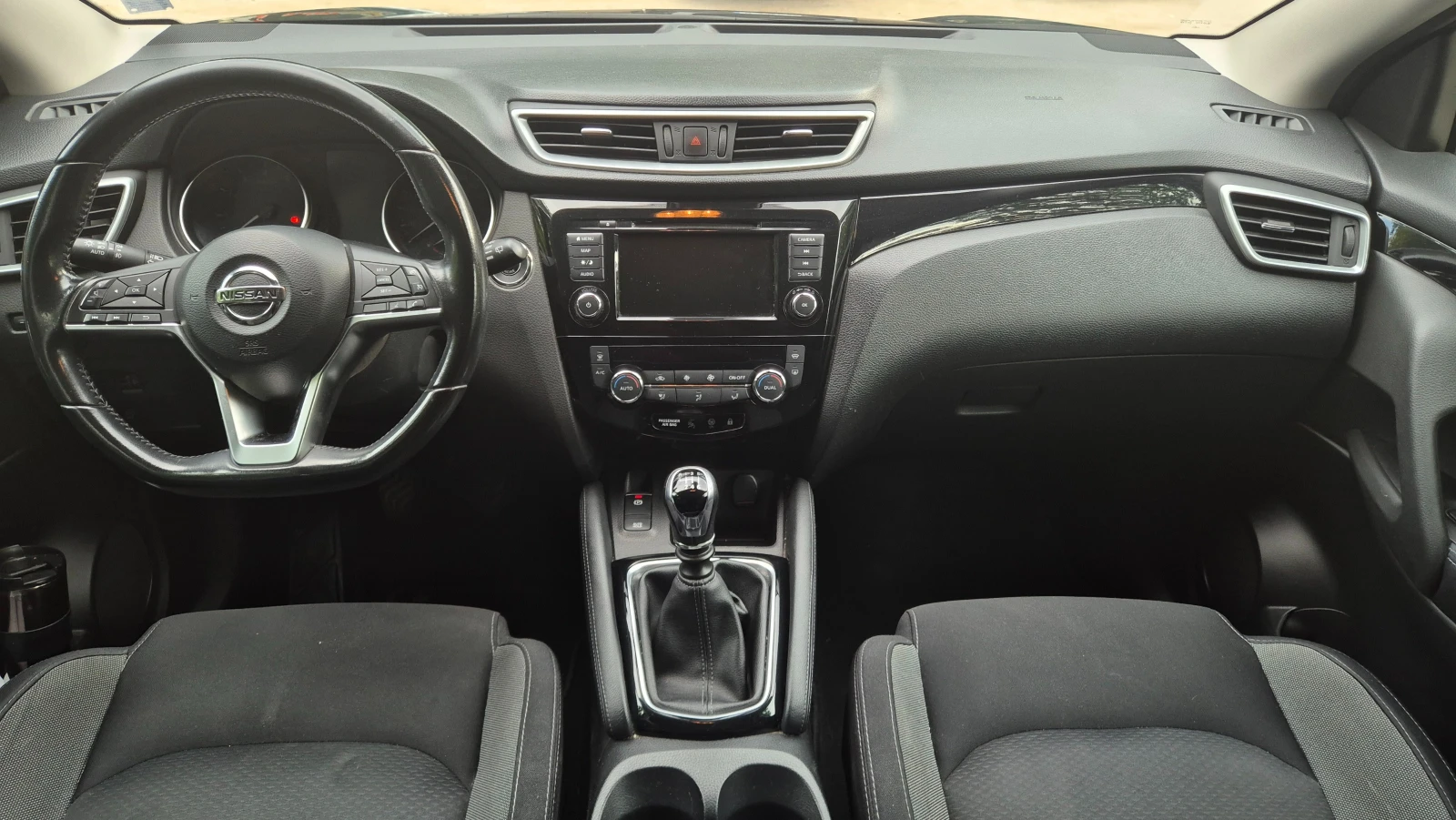Nissan Qashqai, снимка 10 - Автомобили и джипове - 55507383
