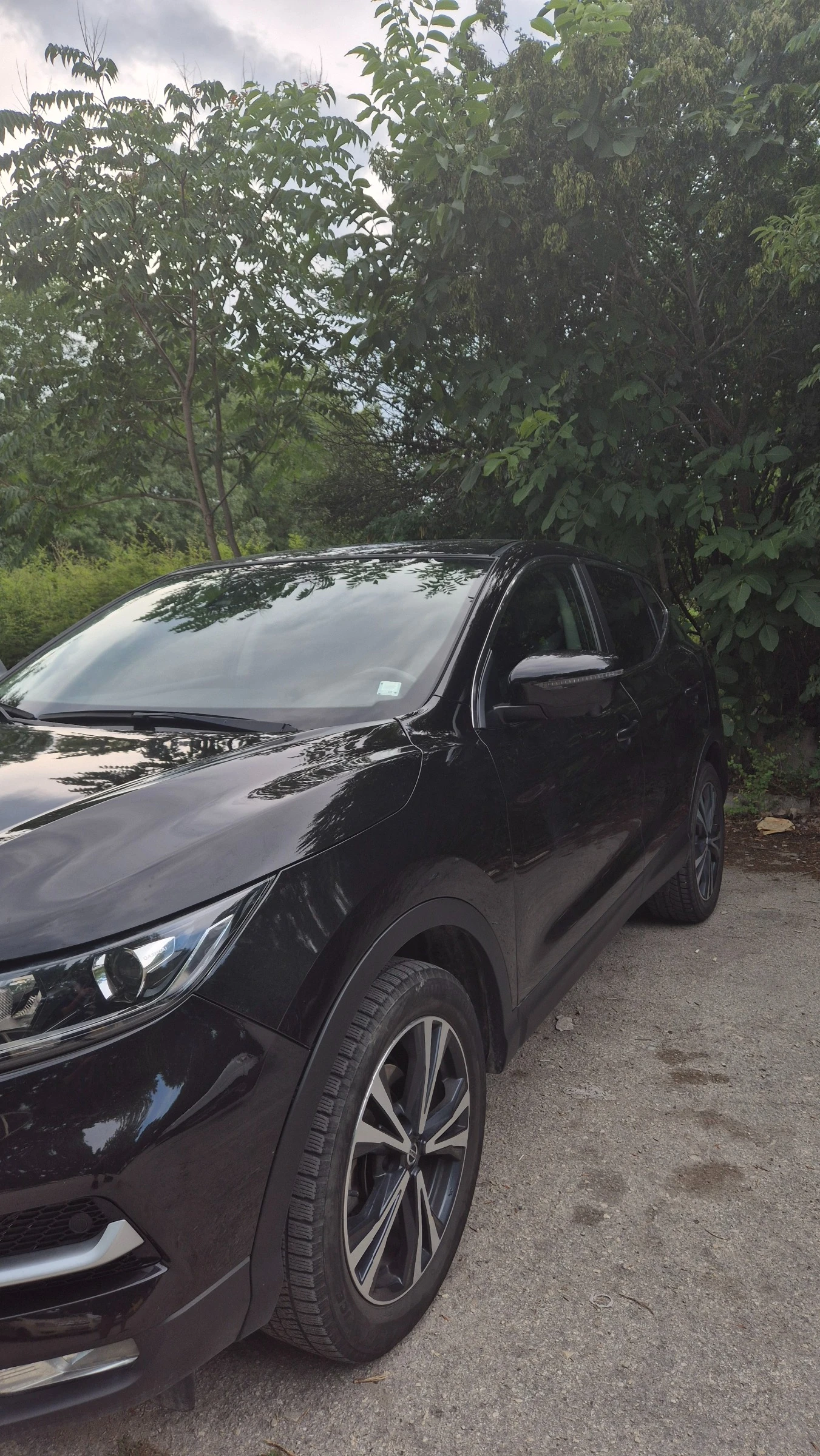 Nissan Qashqai, снимка 2 - Автомобили и джипове - 55507383