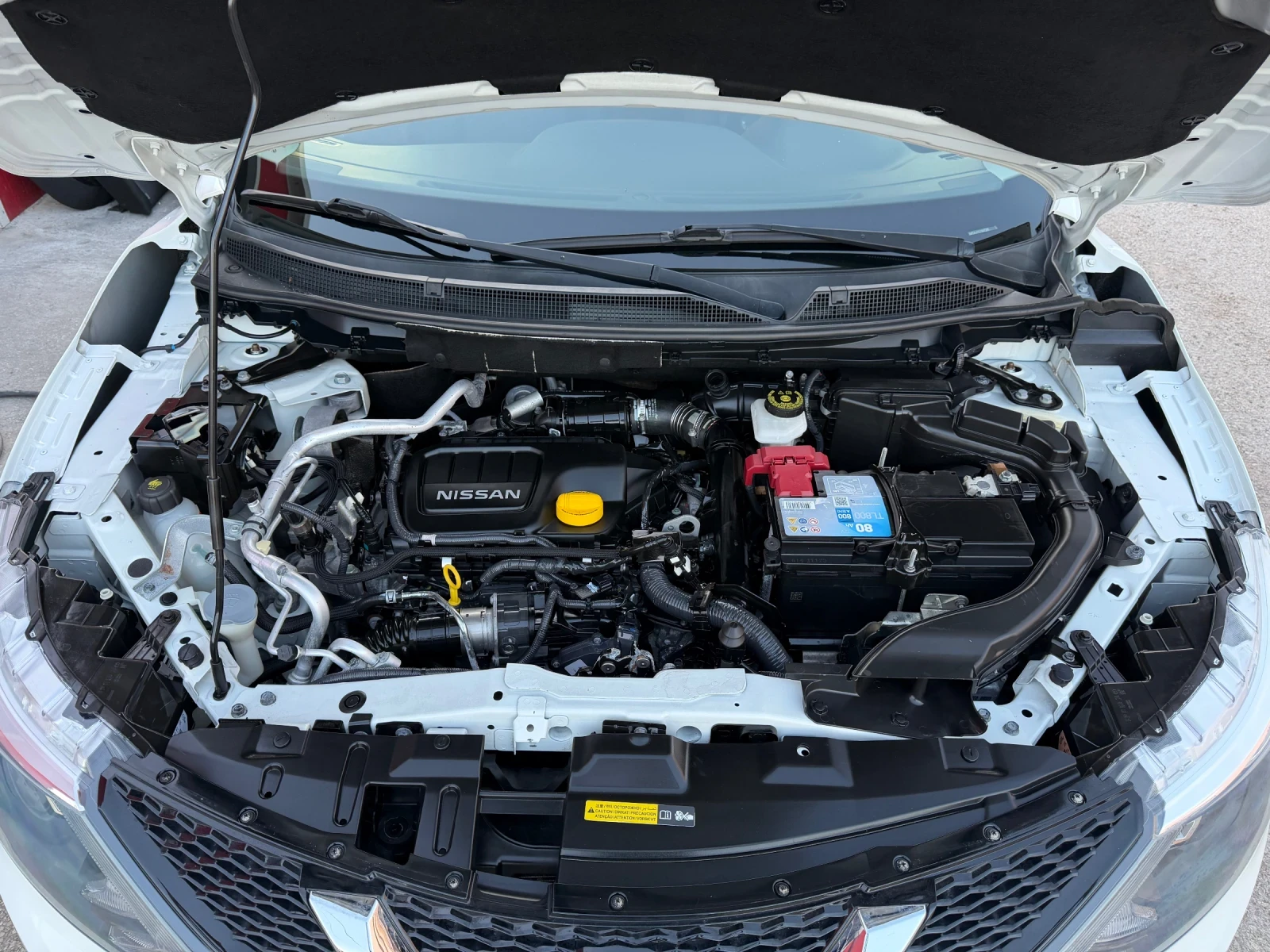 Nissan Qashqai 1.6dCi 127 000km/АВТОМАТ/360* KAMEРИ/LED, снимка 9 - Автомобили и джипове - 56153744