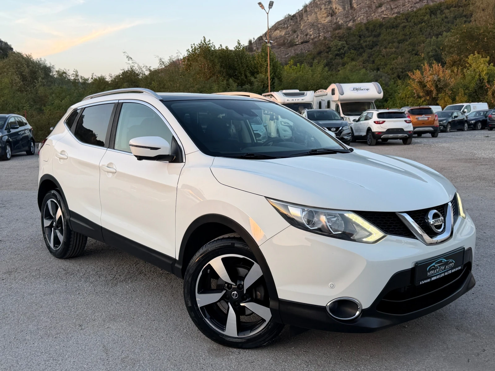 Nissan Qashqai 1.6dCi 127 000km/АВТОМАТ/360* KAMEРИ/LED