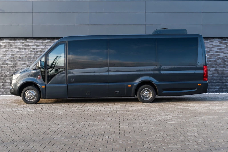 Mercedes-Benz Sprinter 519 10KW=Електрически Климатик 12V, снимка 1 - Бусове и автобуси - 44766222