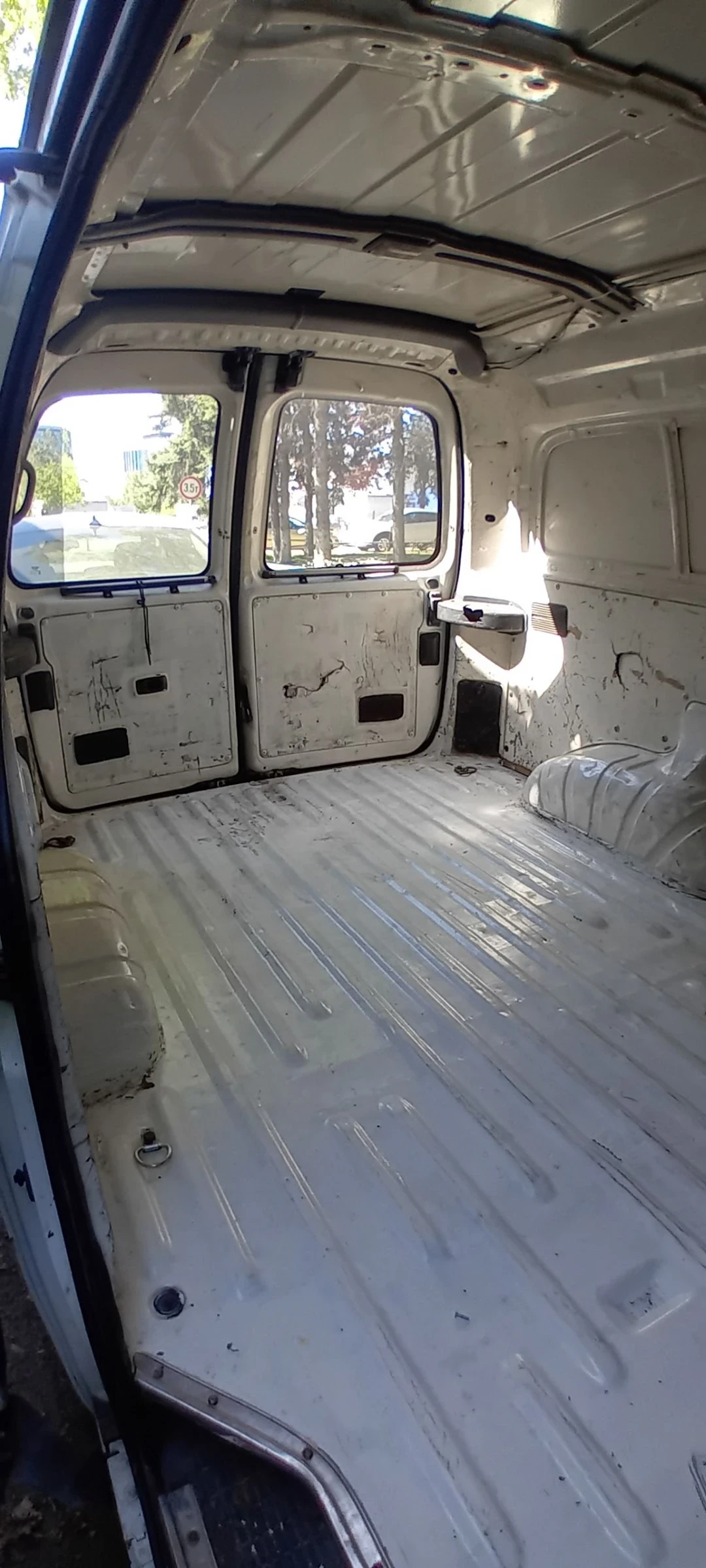 Hyundai H1 2, 5 TD - изображение 7