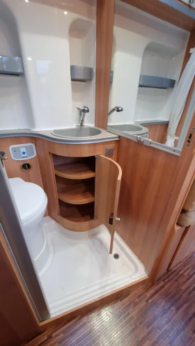 Кемпер HYMER / ERIBA Car 322, снимка 15