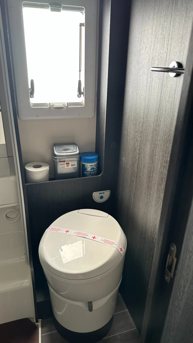 Кемпер ROLLER TEAM 291 Kronos, снимка 13 - Каравани и кемпери - 52542904