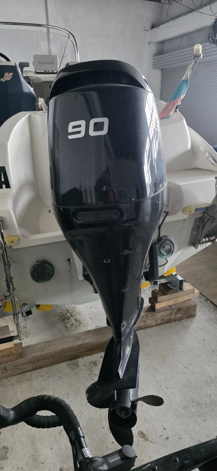 Моторна яхта Quicksilver 555 COMMANDER, снимка 8 - Воден транспорт - 53339737