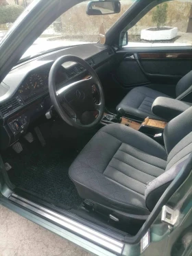 Mercedes-Benz 124, снимка 5