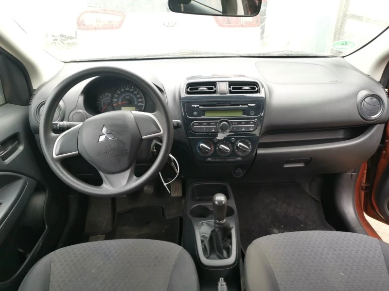 Mitsubishi Space star 1.0i, снимка 10 - Автомобили и джипове - 40099898