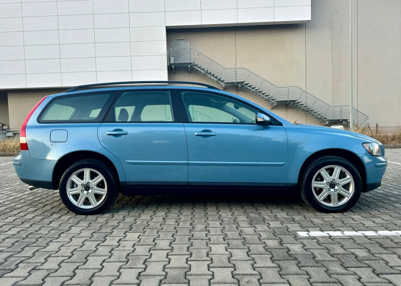 Volvo V50 2.5 Т5 AWD, снимка 6 - Автомобили и джипове - 47222326