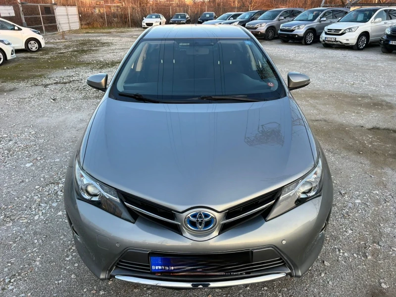 Toyota Auris, снимка 5 - Автомобили и джипове - 48299185