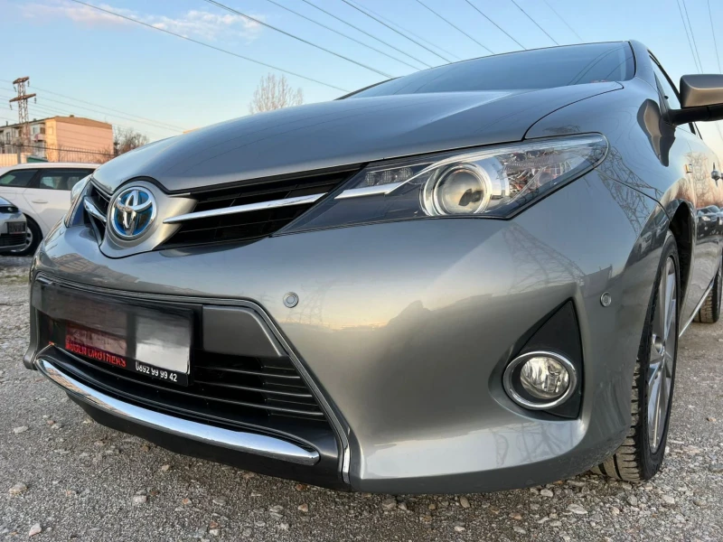 Toyota Auris, снимка 3 - Автомобили и джипове - 48299185