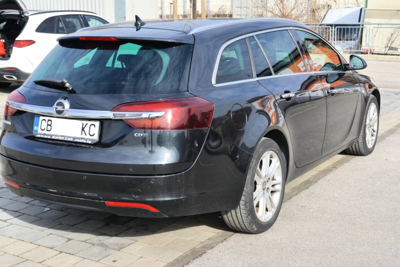 Opel Insignia A Sport Tourer Facelift, снимка 9 - Автомобили и джипове - 48846668