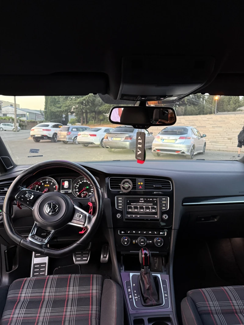 VW Golf GTI, снимка 12 - Автомобили и джипове - 52839108