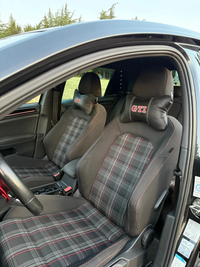 VW Golf GTI, снимка 14 - Автомобили и джипове - 52839108
