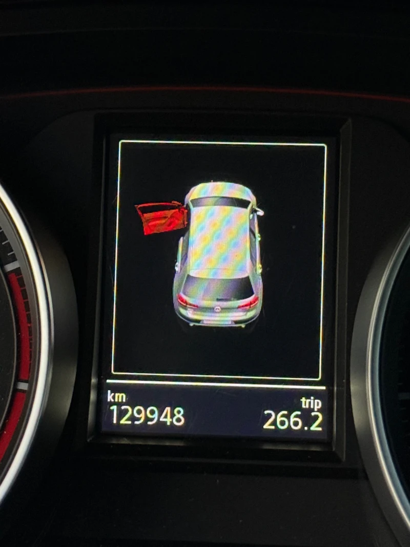 VW Golf GTI, снимка 13 - Автомобили и джипове - 52839108