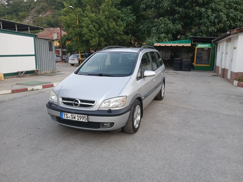 Opel Zafira Elegance , снимка 11 - Автомобили и джипове - 52587956