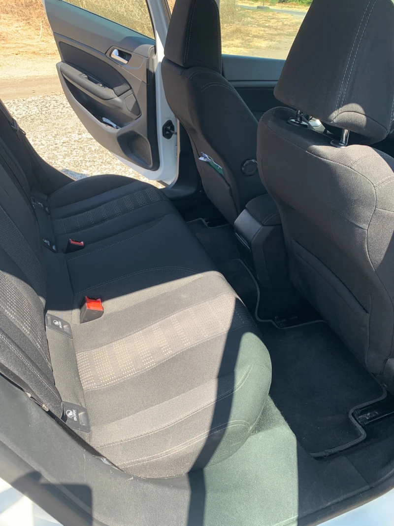 Peugeot 308 1, 6 hdi, снимка 7 - Автомобили и джипове - 52326251