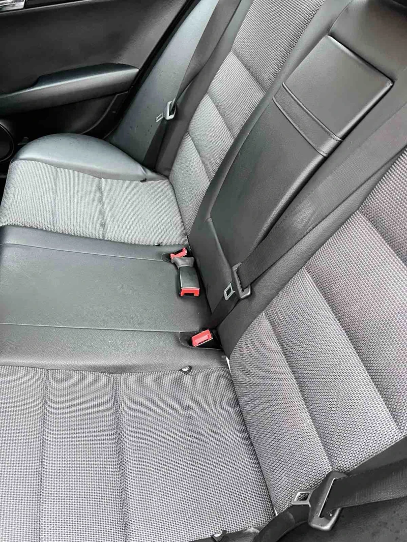 Mercedes-Benz C 180 C 180 CGI BlueEFFICIENCY, снимка 12 - Автомобили и джипове - 52592929