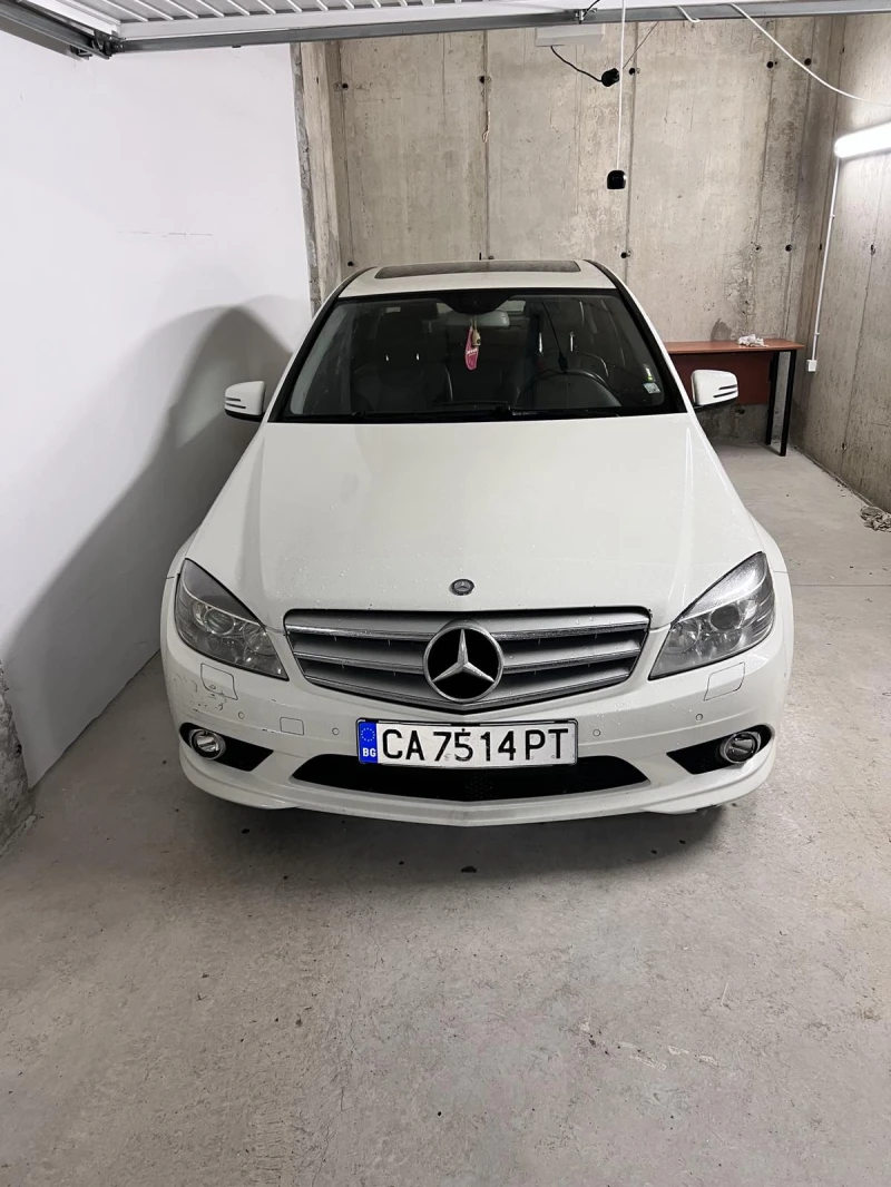 Mercedes-Benz C 180 C 180 CGI BlueEFFICIENCY, снимка 8 - Автомобили и джипове - 52592929