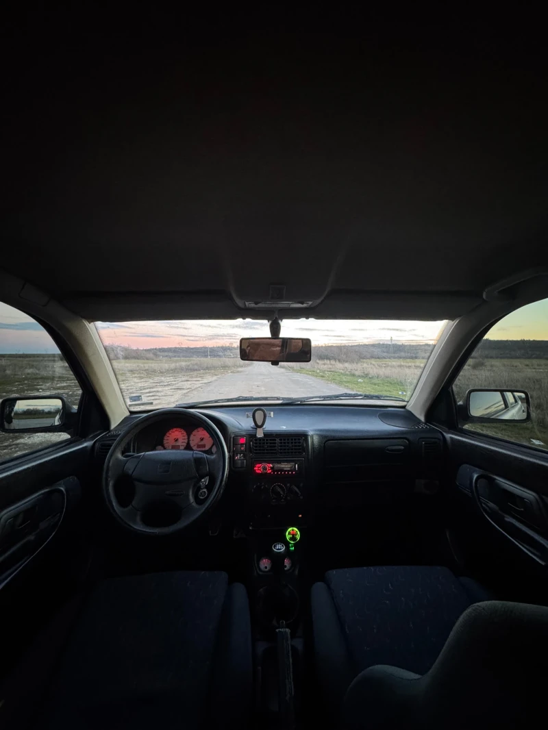 Seat Cordoba GTI 150кс., снимка 9 - Автомобили и джипове - 52949465