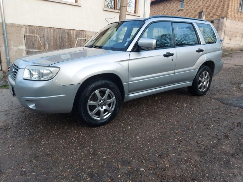 Subaru Forester 2.0. Газ бенцин, снимка 3 - Автомобили и джипове - 53063566