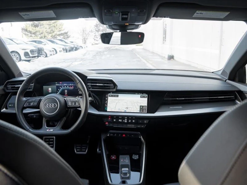 Audi S3 2.0T quattro Technik* HeadUp* AвтоКредит* (ЦЕНА ДО, снимка 9 - Автомобили и джипове - 53447878