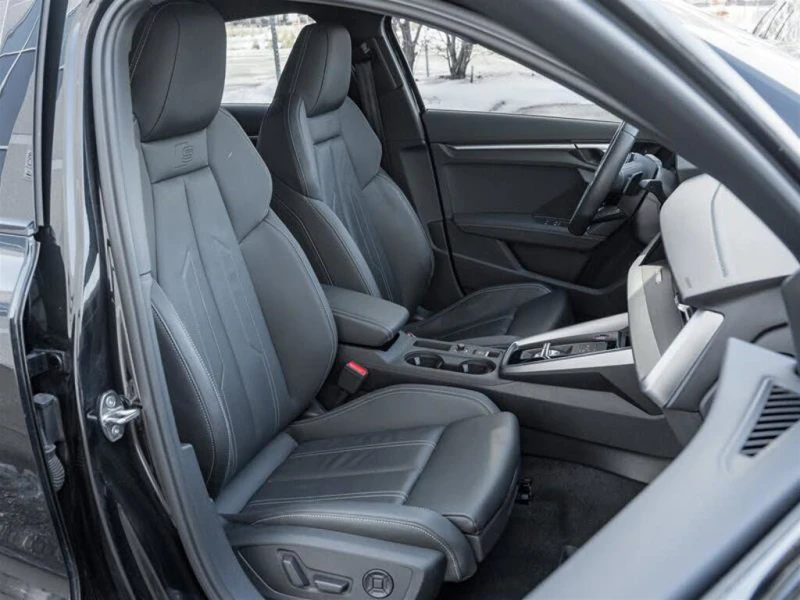 Audi S3 2.0T quattro Technik* HeadUp* AвтоКредит* (ЦЕНА ДО, снимка 7 - Автомобили и джипове - 53447878