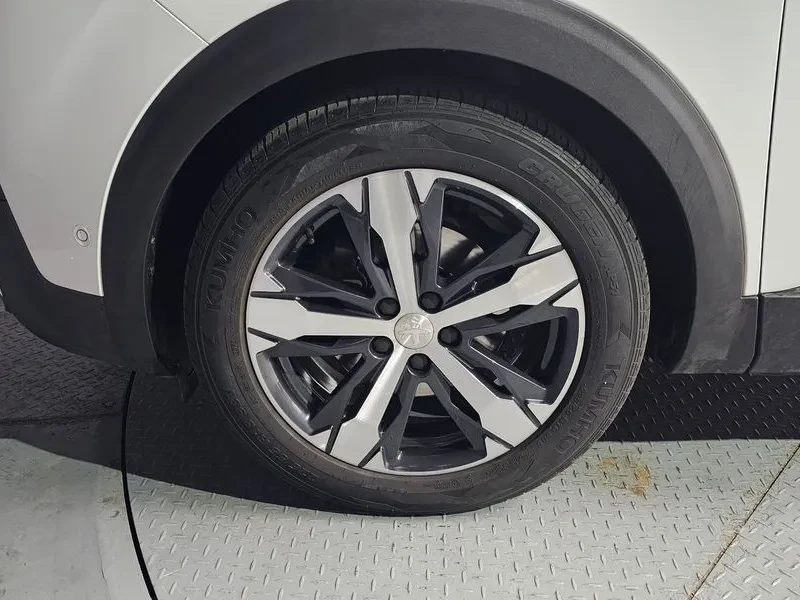 Peugeot 3008 1.6 BlueHDI, снимка 5 - Автомобили и джипове - 54298742