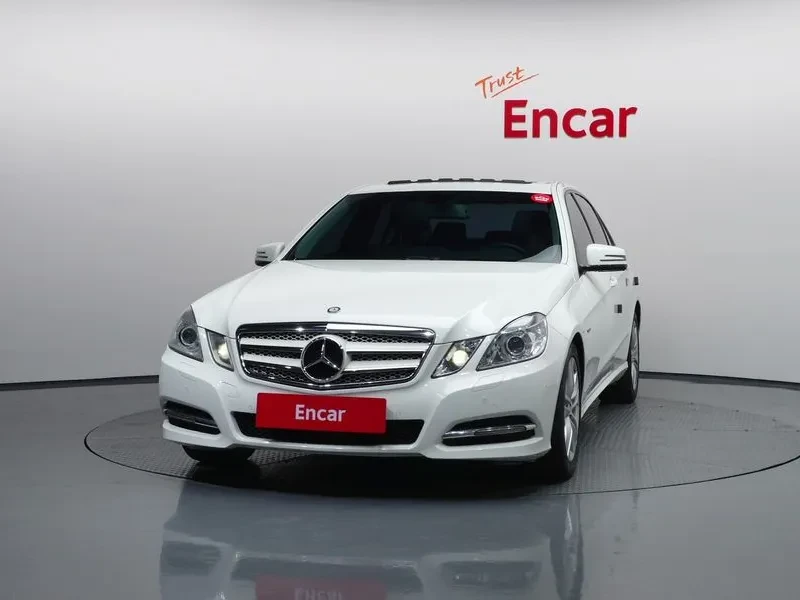 Mercedes-Benz E 200  W212 E200 Cgi Avant Garde, снимка 3 - Автомобили и джипове - 54925456