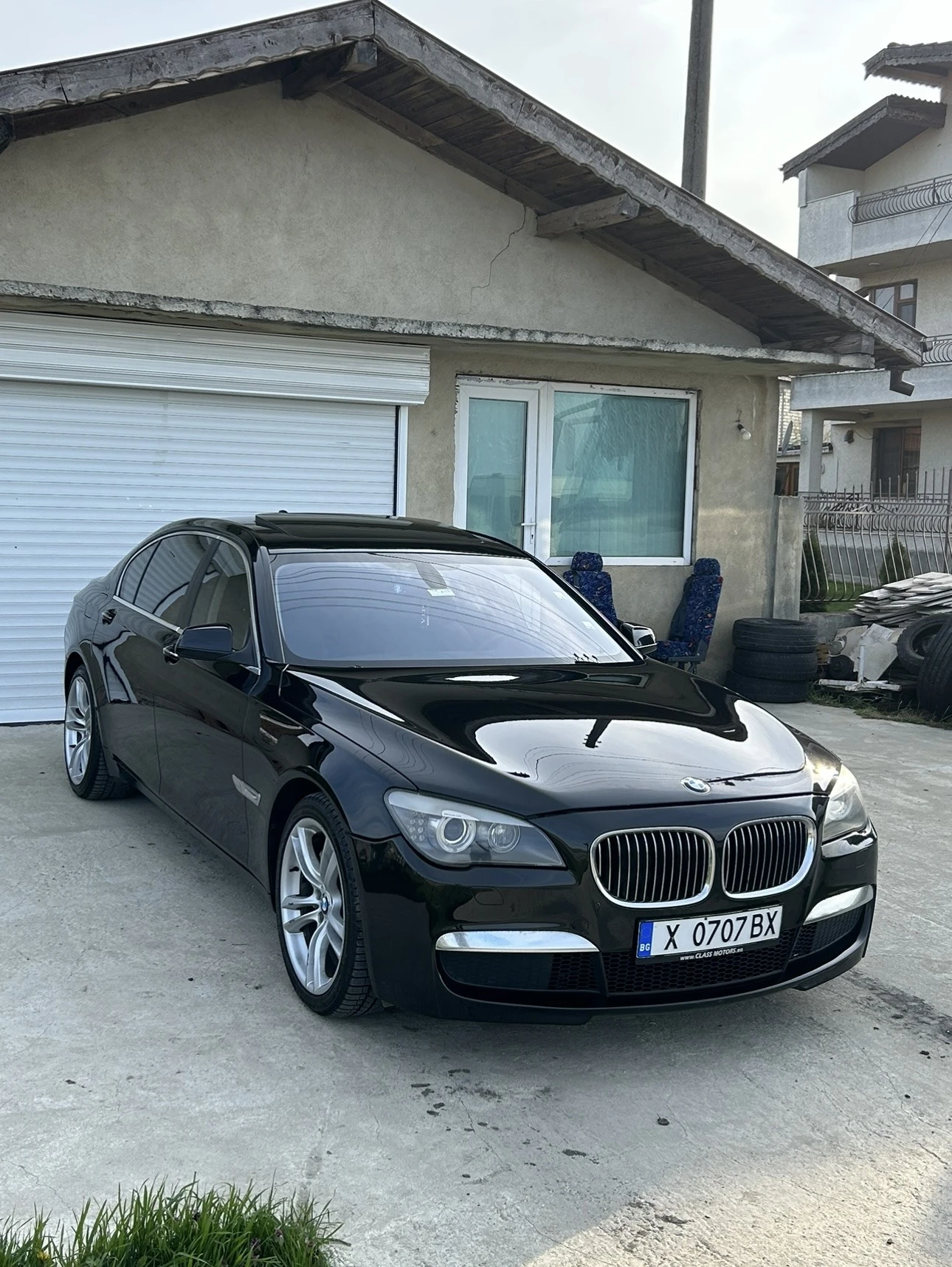 BMW 730 Long F01 - изображение 2