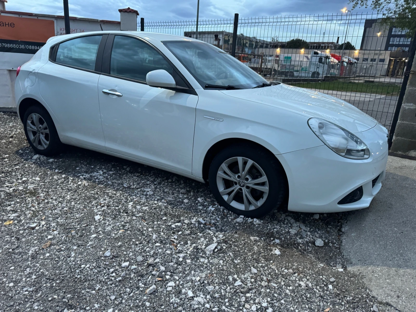 Alfa Romeo Giulietta 1.6jTD KLIMA 6ck 189000km. ITALY  - изображение 3