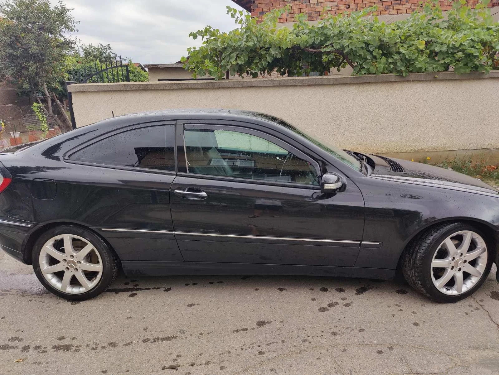 Mercedes-Benz C 220  - изображение 4