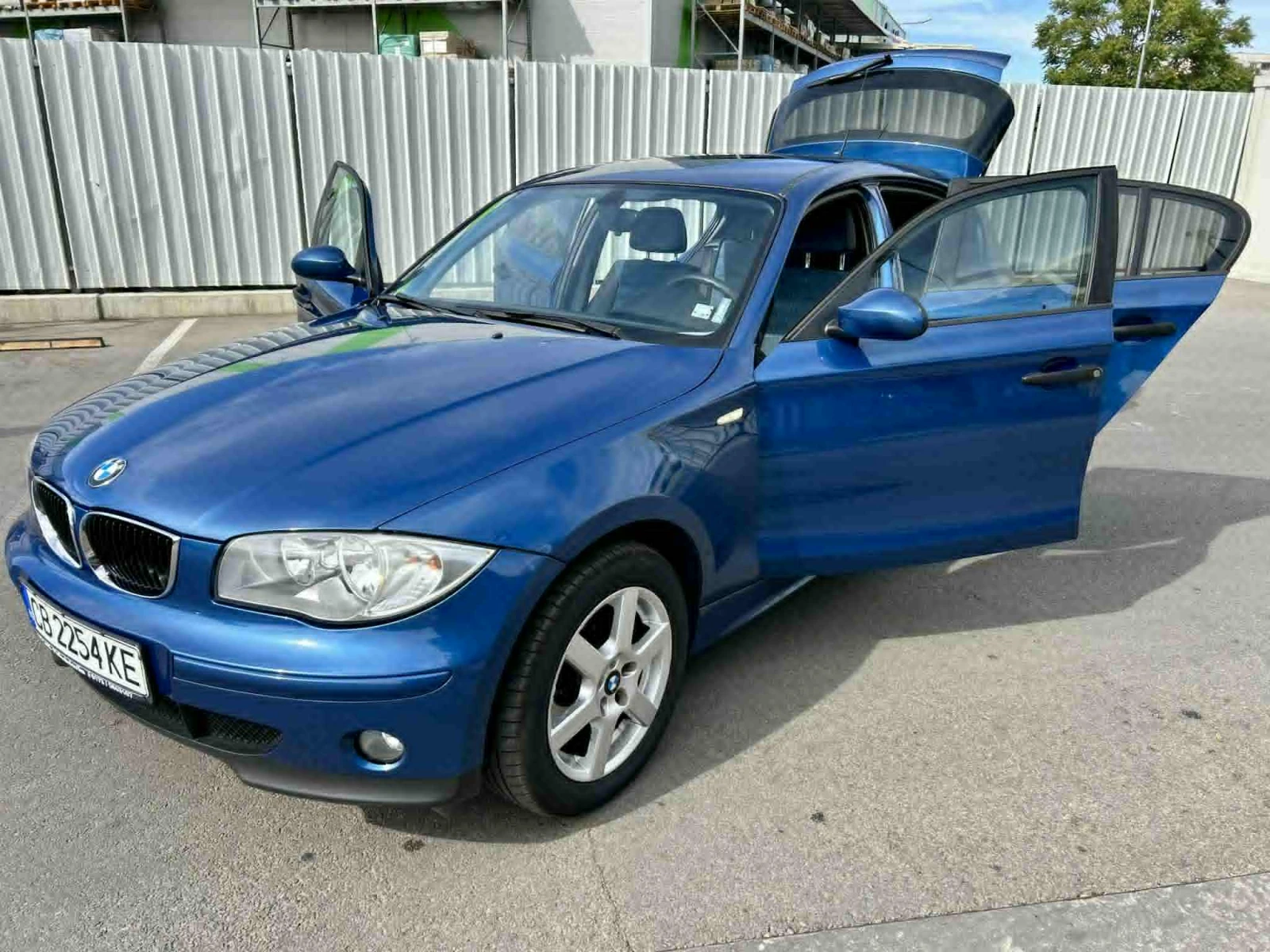 BMW 118 i | Mobile.bg   17