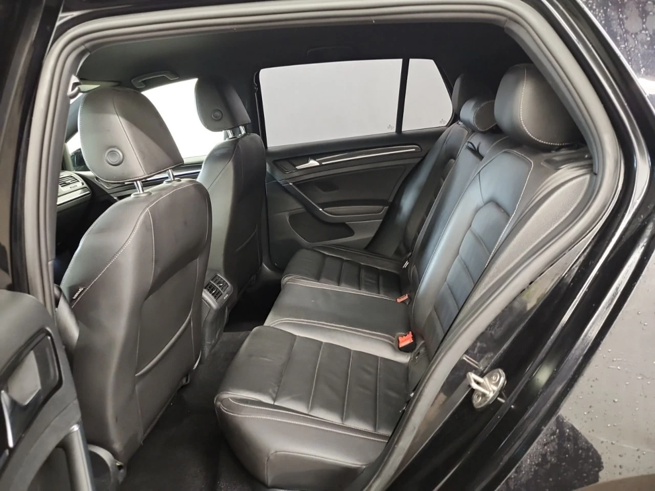 VW Golf *  *    *   *  | Mobile.bg   14