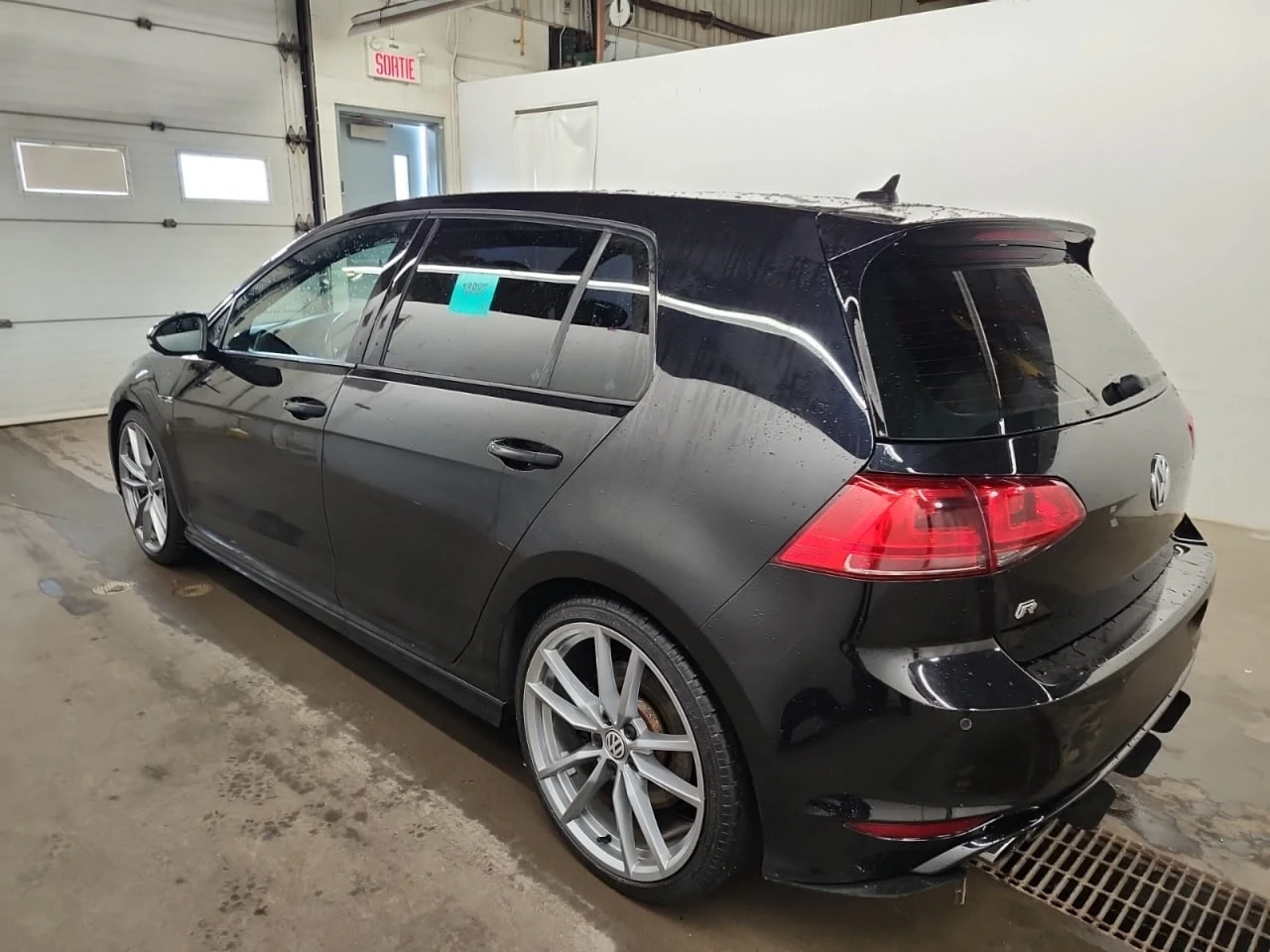 VW Golf * АВТО КРЕДИТ* ЦЕНА ДО БГ * Сервизна история *  - изображение 5