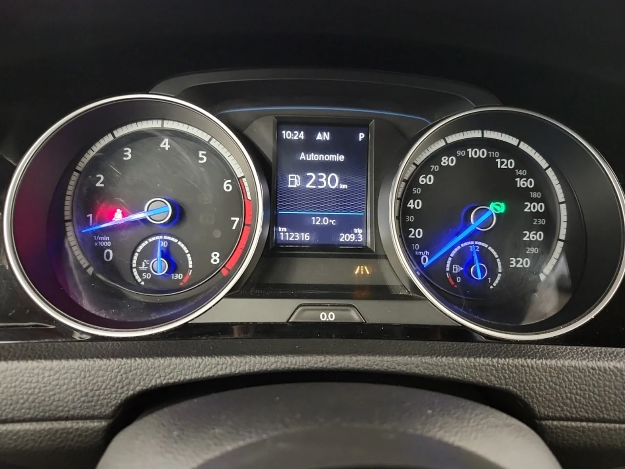 VW Golf * АВТО КРЕДИТ* ЦЕНА ДО БГ * Сервизна история *  - изображение 10