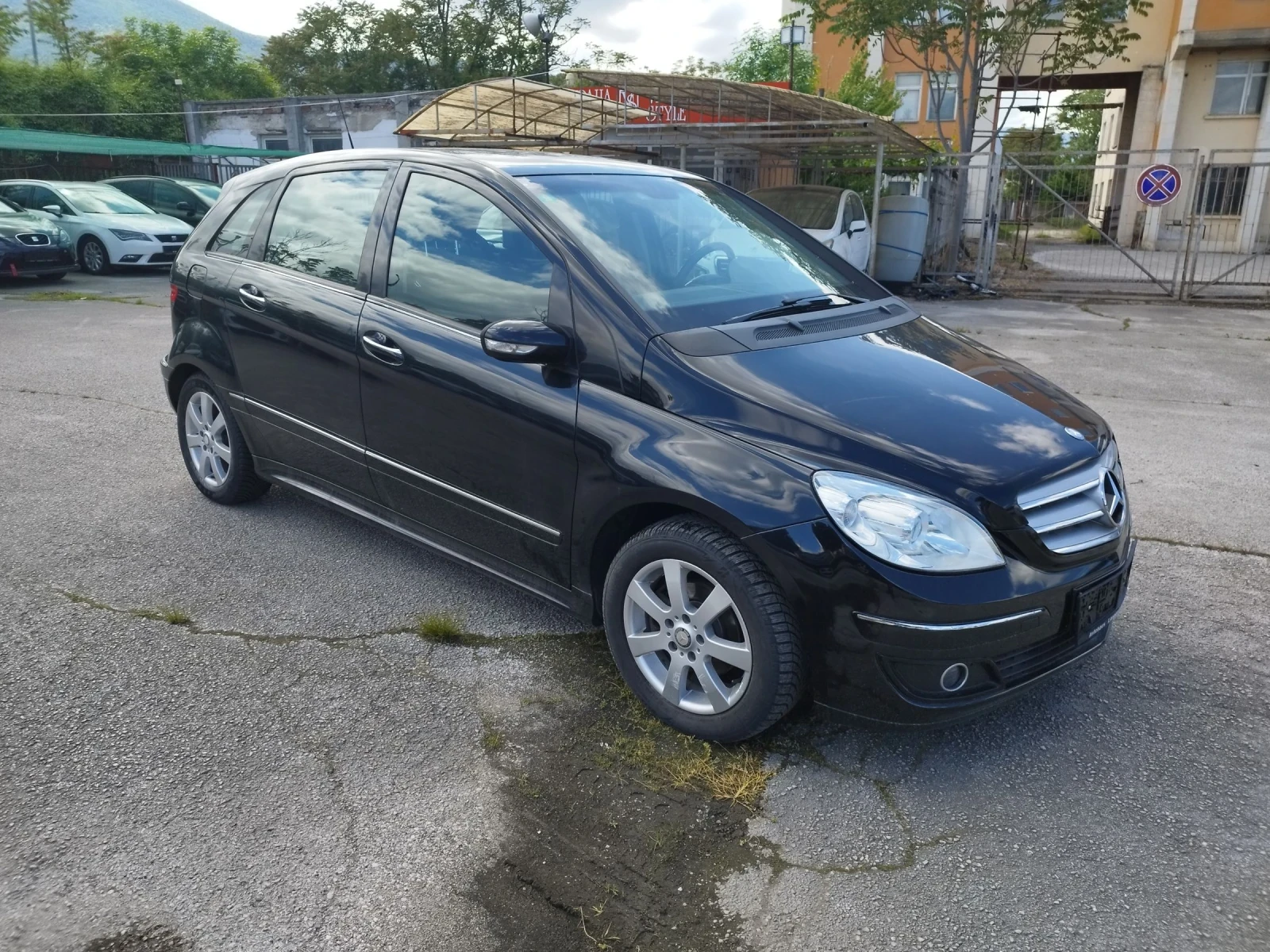 Mercedes-Benz B 150 1.5I-95kc, снимка 3 - Автомобили и джипове - 53815559