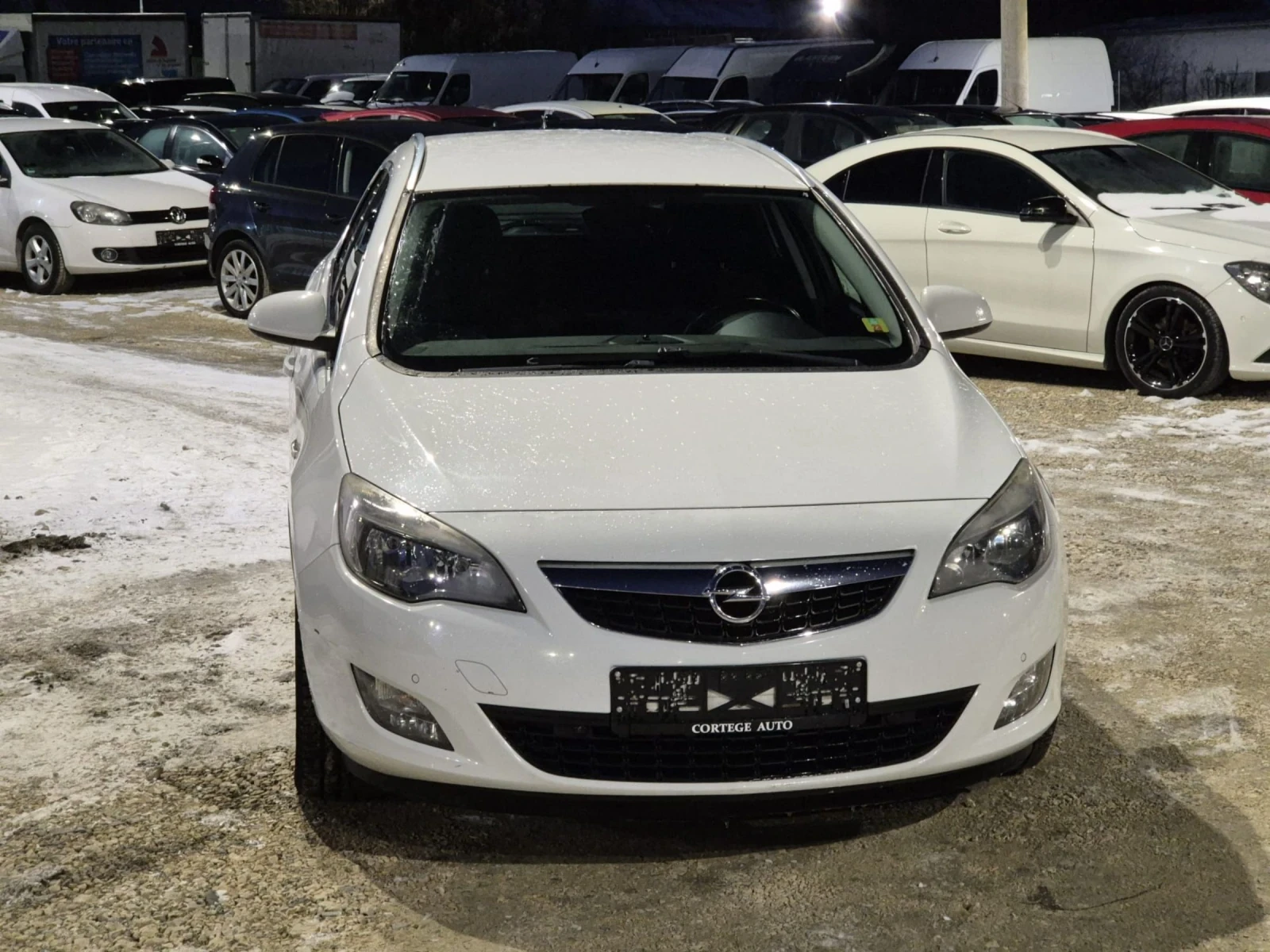 Opel Astra 1.4i SPORTS TOURER - изображение 3