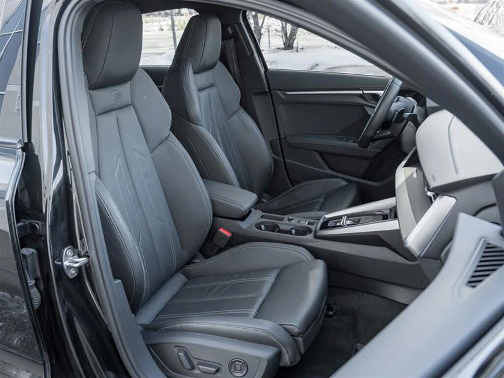 Audi S3 2.0T quattro Technik* HeadUp* A���������* (���� �� | Mobile.bg � ����������� 7