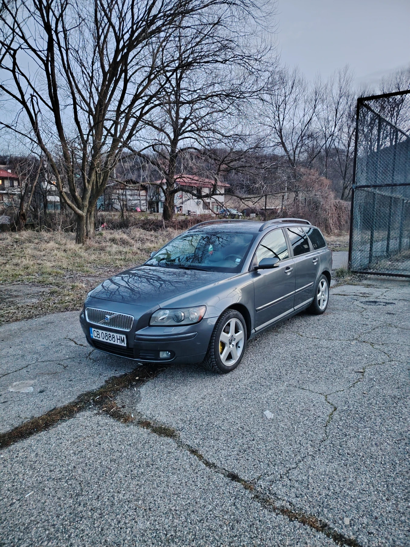 Volvo V50  - изображение 2