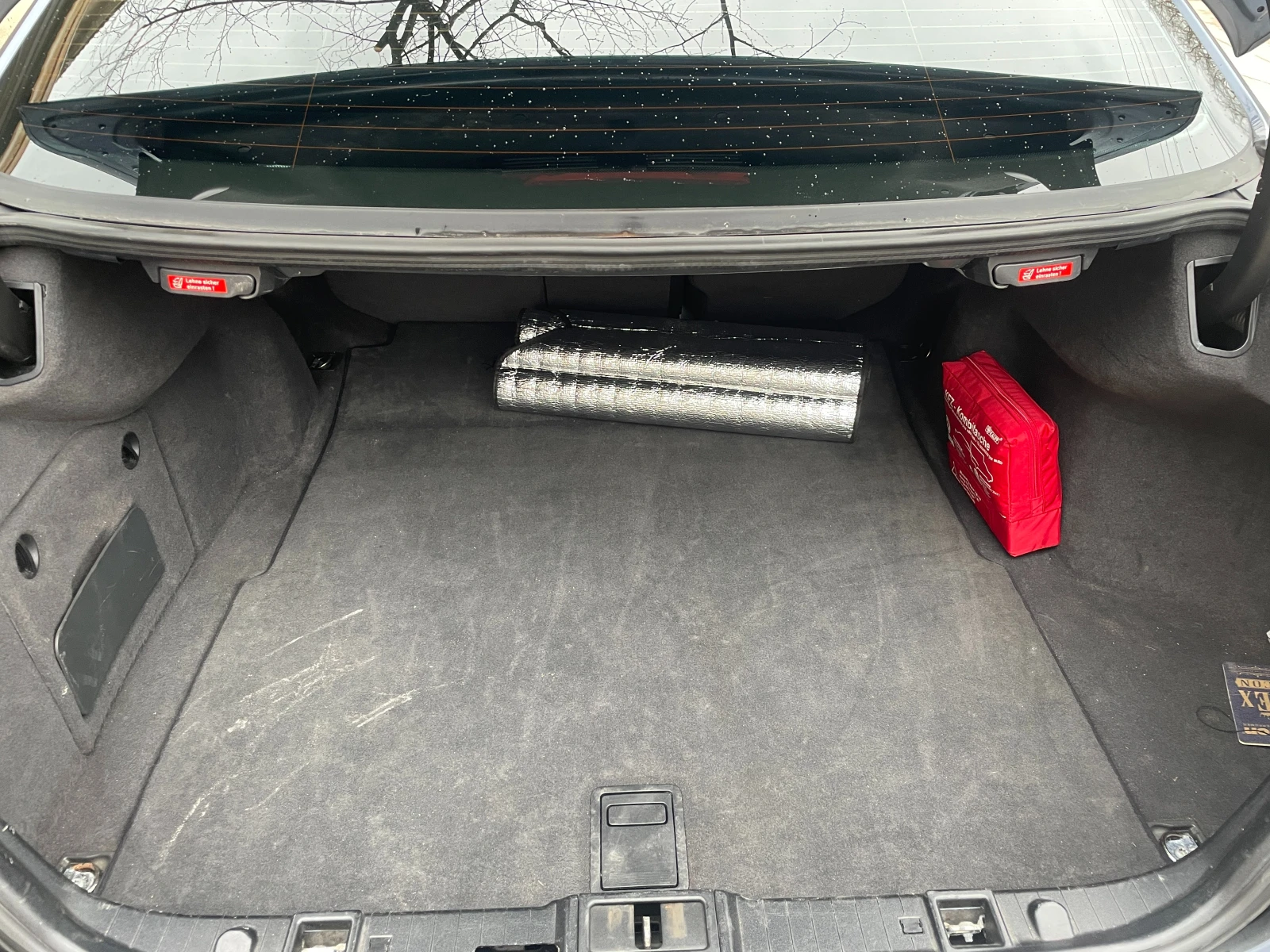 Mercedes-Benz E 220 cdi, снимка 12 - Автомобили и джипове - 53952046