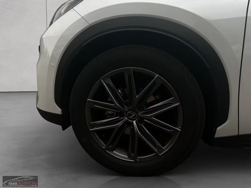Lexus LBX 1.5HEV/136HP/RELAX/FWD/MEMO/360/HUD/DIGI/287q, снимка 16 - Автомобили и джипове - 54510706