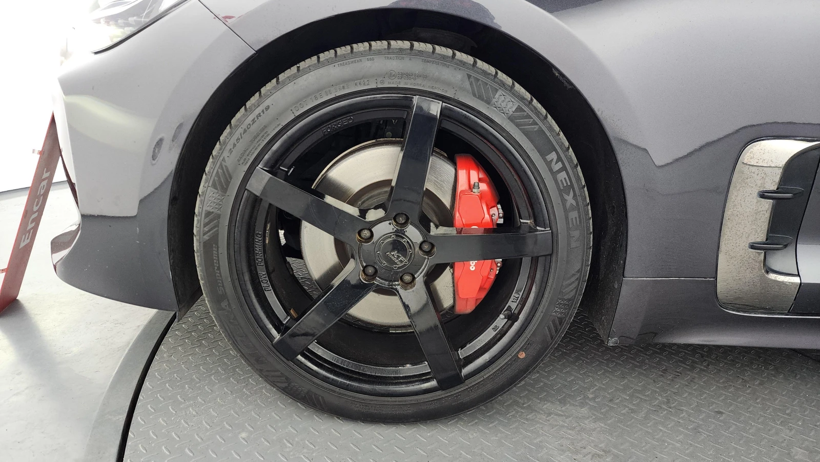 Kia Stinger 3.3* MASTERS* BREMBO* 360 КАМЕРИ* ОБДУХ* DISTRONIC, снимка 5 - Автомобили и джипове - 54512664