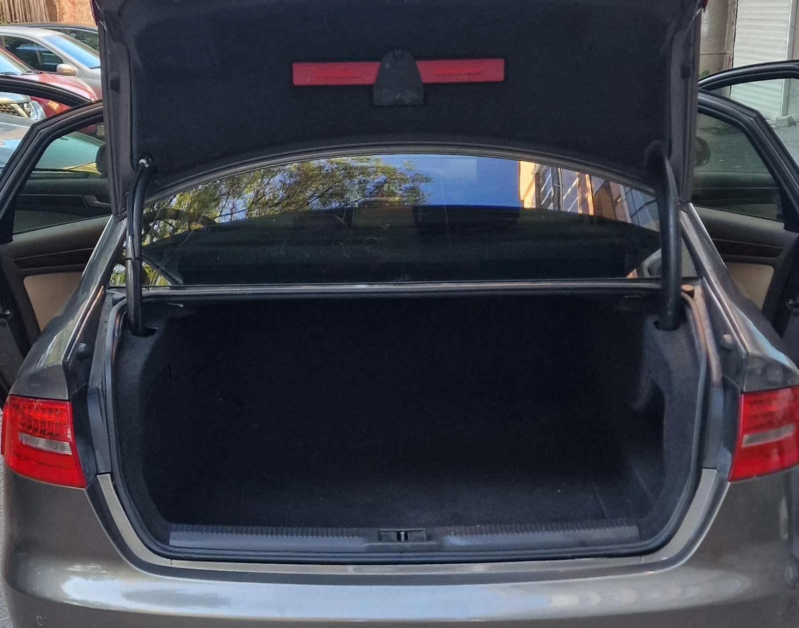 Audi A4 1.8 TFSI, снимка 6 - Автомобили и джипове - 54684242